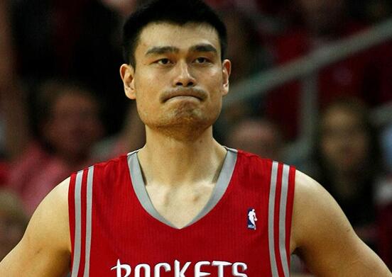 为何姚明频频让国人骄傲?看他创下的NBA纪录就知道了
