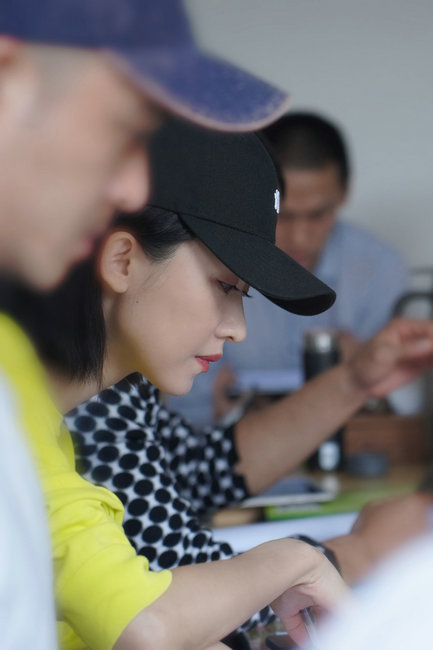 张雯元气满满备战新剧 《三道塬》领衔演绎女刀客